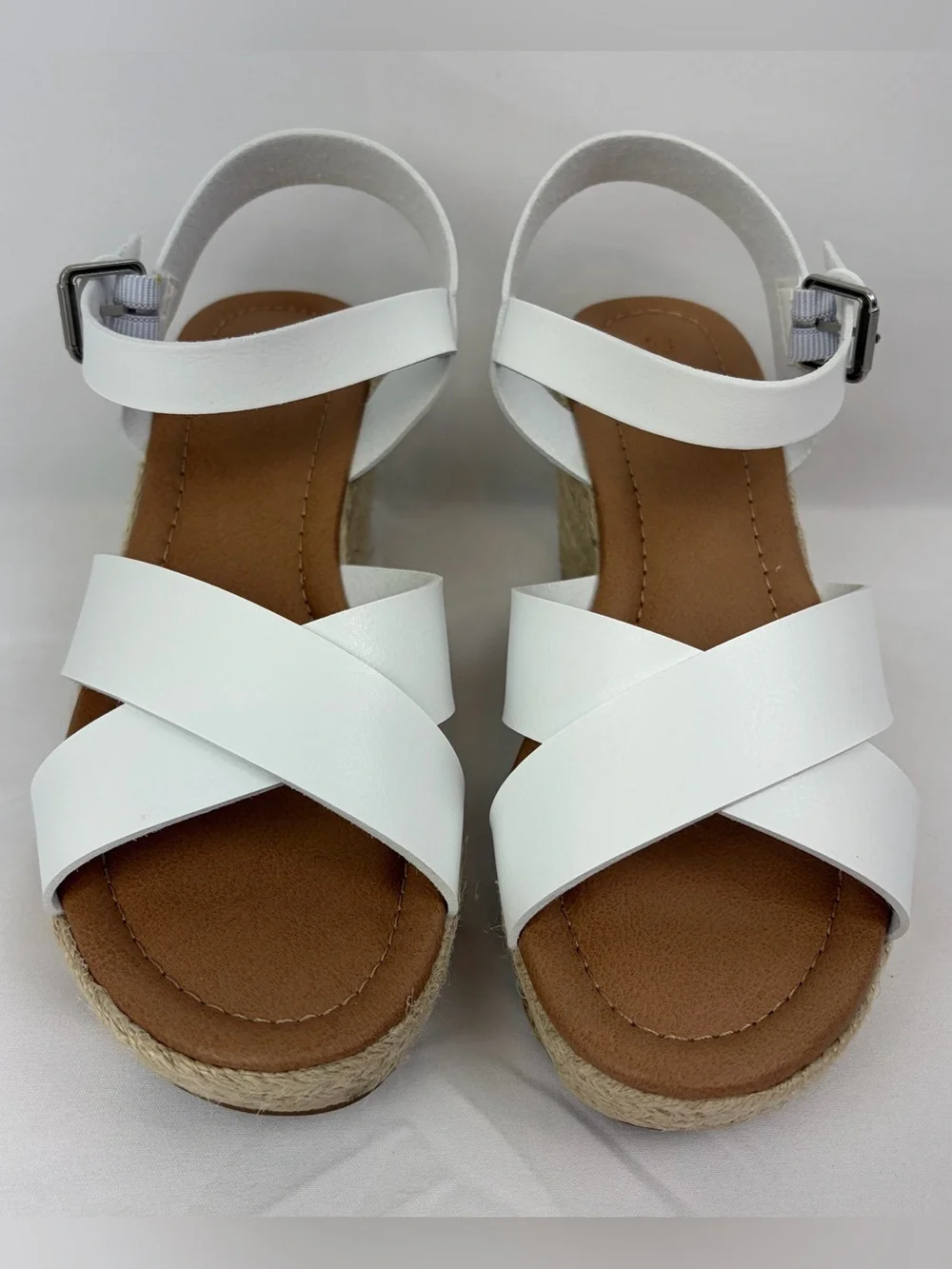 *NEW* Cushionaire Robbie Espadrilles Heeled Sandals Size 8.5 White